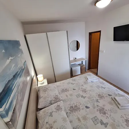 Katarina Casa de hóspedes Banići